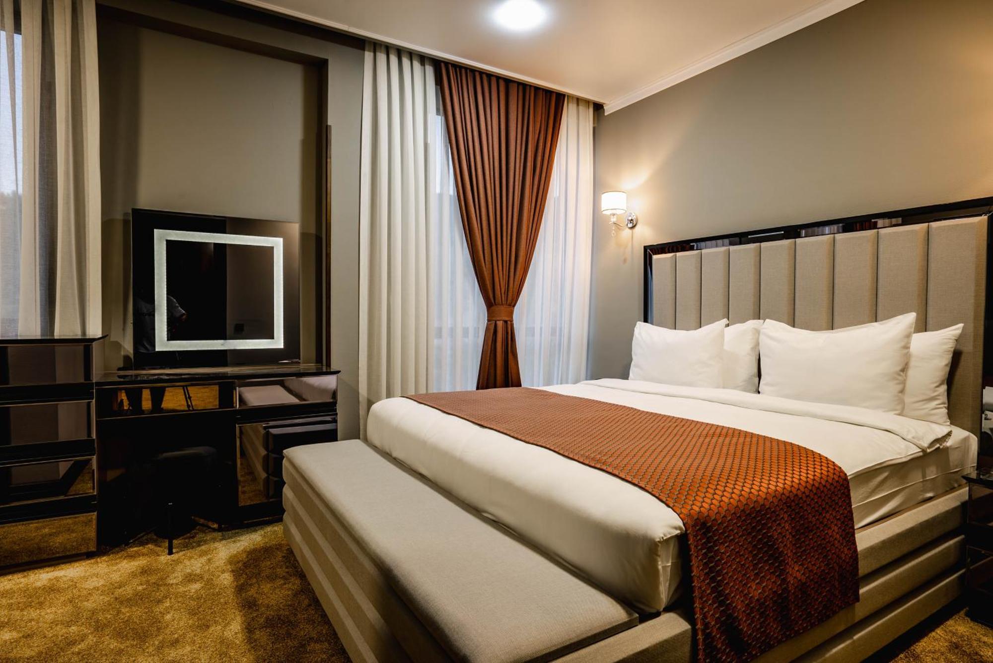 Gori Inn Bagian luar foto